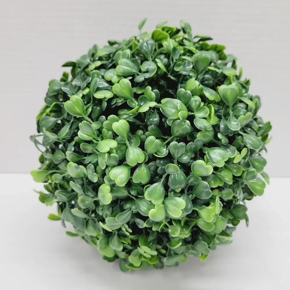 Artificial Topiary Ball Grass Ball UV Protected Faux Boxwood Decor Ball used